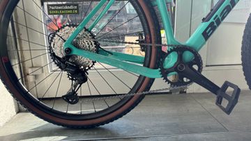 Brugt Bianchi Arcadex COMP GRX 610/822 disc 2025 2025 Road & Gravel — billede 2 af 4
