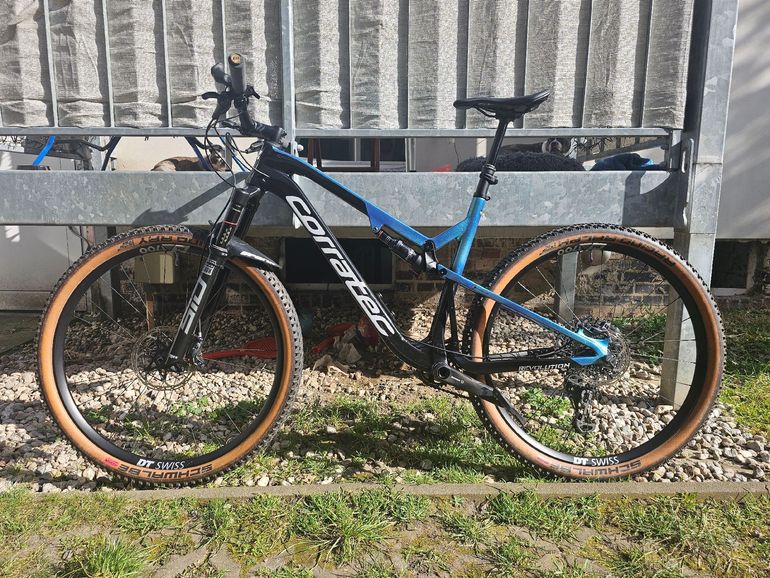 Used Corratec Revolution SRAM X01 Eagle AXS 2022 Mountainbike, Blau — image 2 of 6
