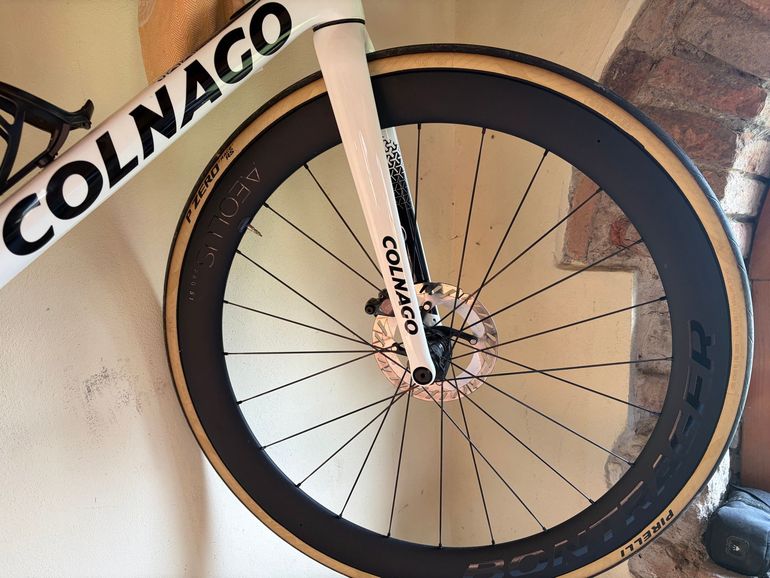 Used Colnago V3 Shimano Ultegra 2024 Road & Gravel — image 5 of 8
