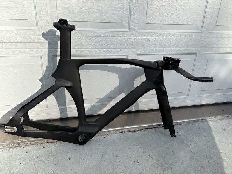 Używany Hongfu Custom Frameset 2019 Road & Gravel