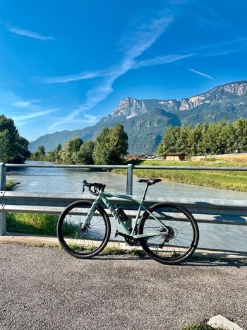 Used Canyon Grizl Shimano Sora 2024 Road & Gravel, Green — image 2 of 9