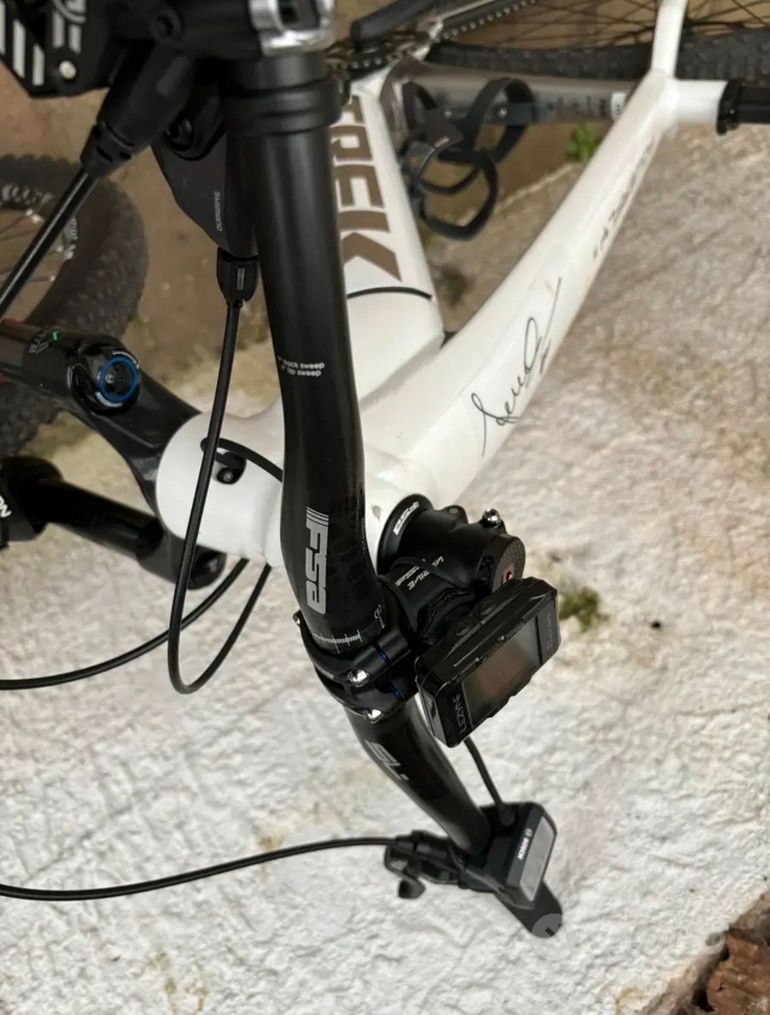 Used Trek Powerfly Shimano XTR 2022 Mountainbike, White — image 2 of 4