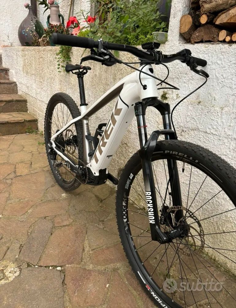 Used Trek Powerfly Shimano XTR 2022 Mountainbike, White — image 1 of 4