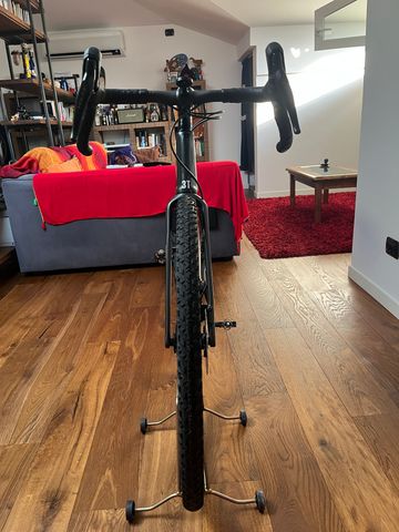 Używany 3T Exploro Ultra 2024 Road & Gravel — zdjęcie 3 z 4