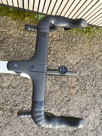 Used Canyon Aeroad CFR Tensor 2025 2025 Road & Gravel, White — image 10 of 26