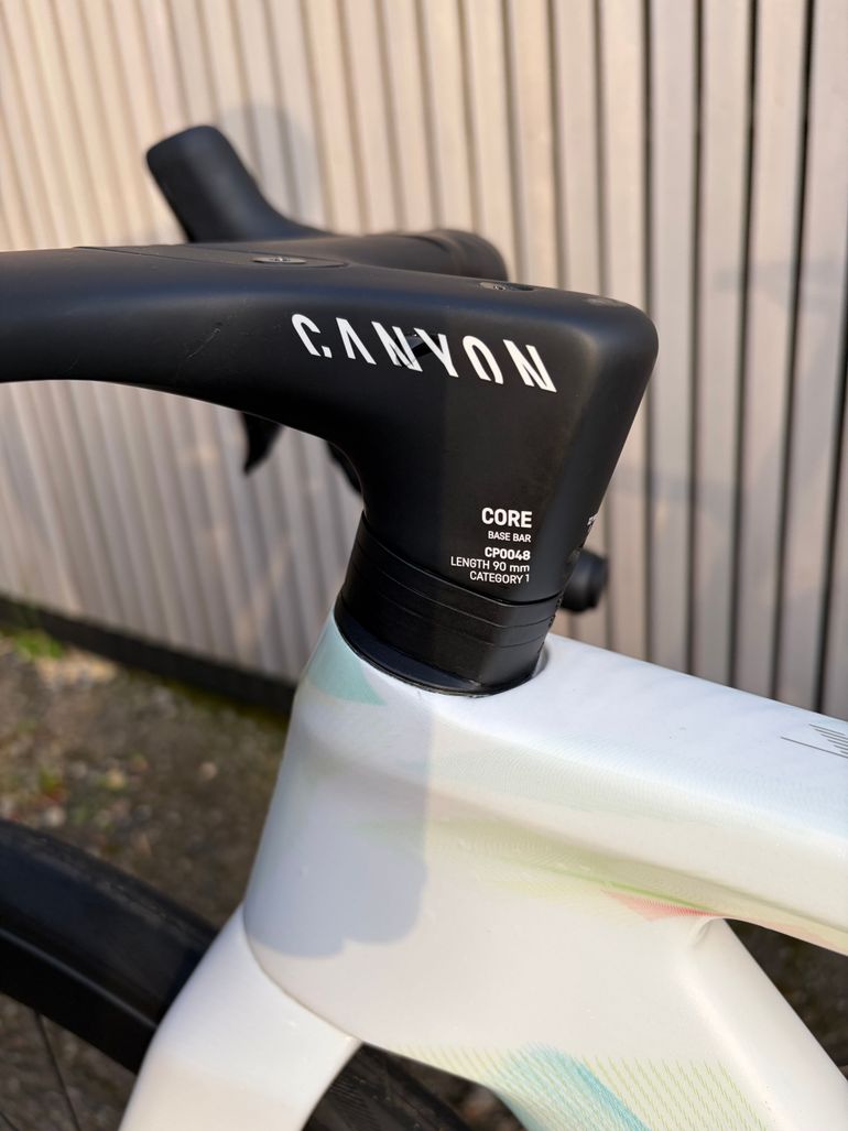 Used Canyon Aeroad CFR Tensor 2025 2025 Road & Gravel, White — image 18 of 26