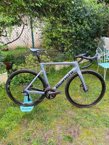 Bianchi, Aria Shimano Ultegra Di2 12S