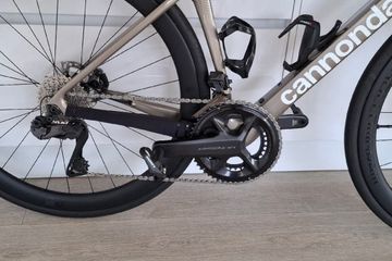 Gebrauchtes Cannondale SuperSix EVO 2 2025 2025 Road & Gravel, Hellgrau — Bild 3 von 5