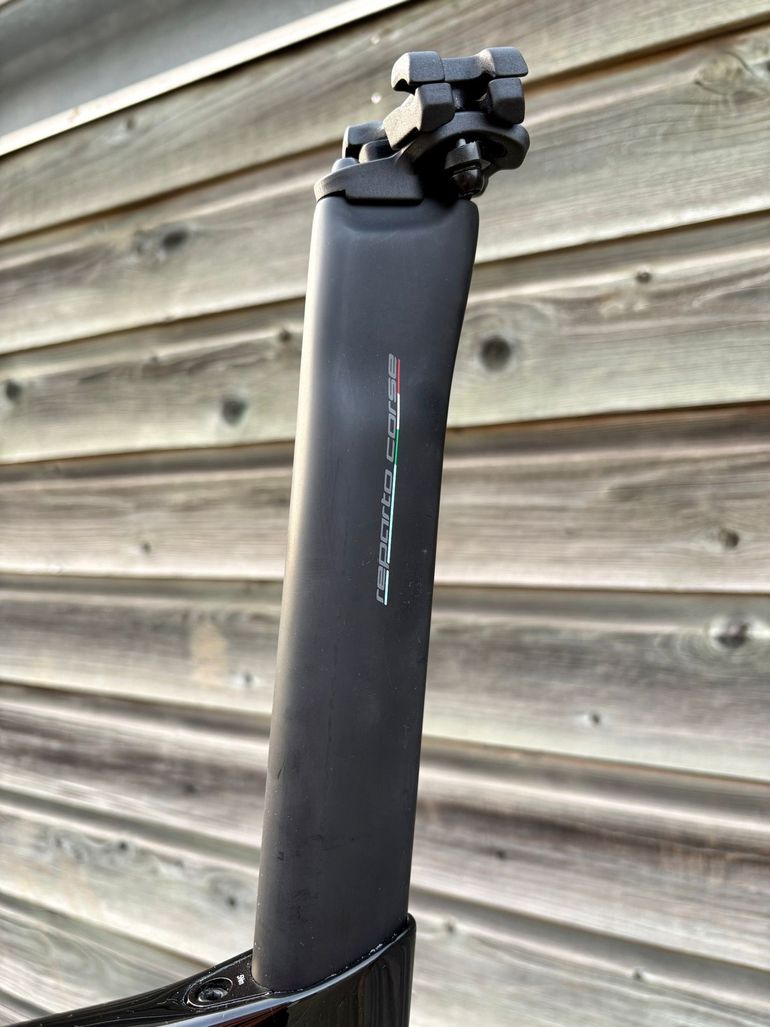 Used Bianchi Oltre Frameset 2022 Road & Gravel, Hellgrau — image 7 of 17