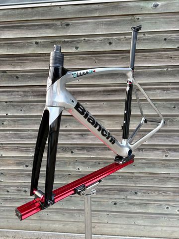 Bianchi Oltre Frameset 2022 Road & Gravel usato