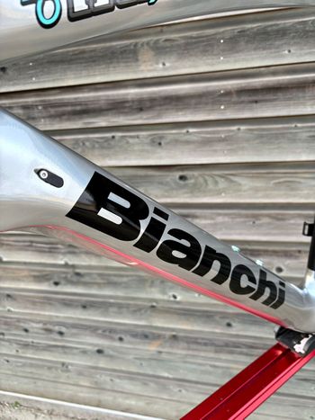 Used Bianchi Oltre Frameset 2022 Road & Gravel, Hellgrau — image 3 of 17