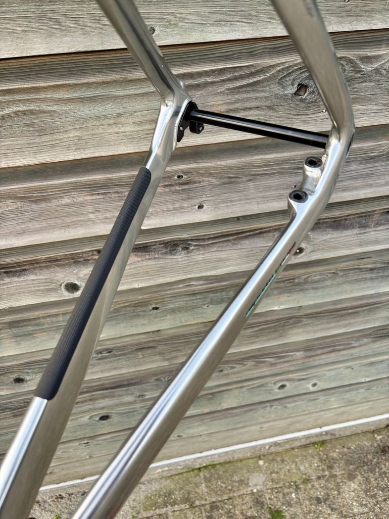 Used Bianchi Oltre Frameset 2022 Road & Gravel, Hellgrau — image 10 of 17