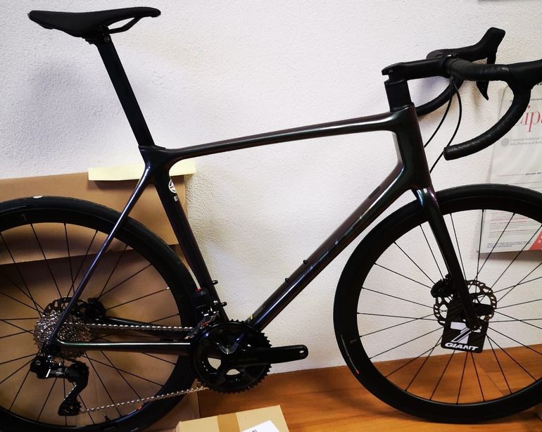 Giant TCR Advanced 1 Disc Pro Compact 2020 | 2BX