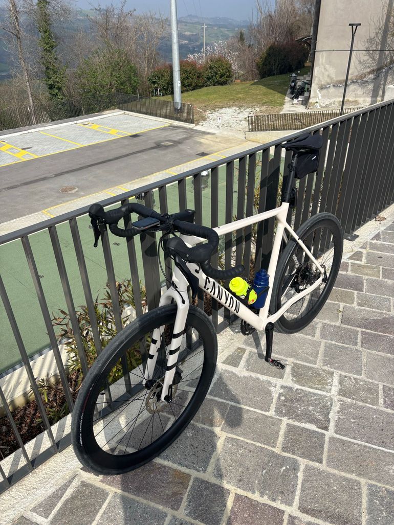 Used Canyon Grizl 7 2024 2024 Road & Gravel — image 3 of 12
