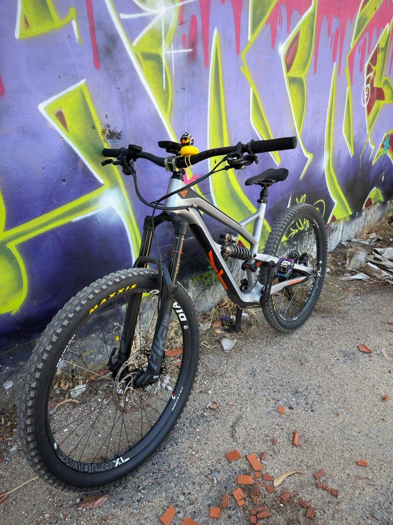 Gebrauchtes YT Jeffsy 27 CF Pro Race – Custom Highend Build 2018 Mountainbike, Hellgrau, 27, 5 (650B) — Bild 8 von 10