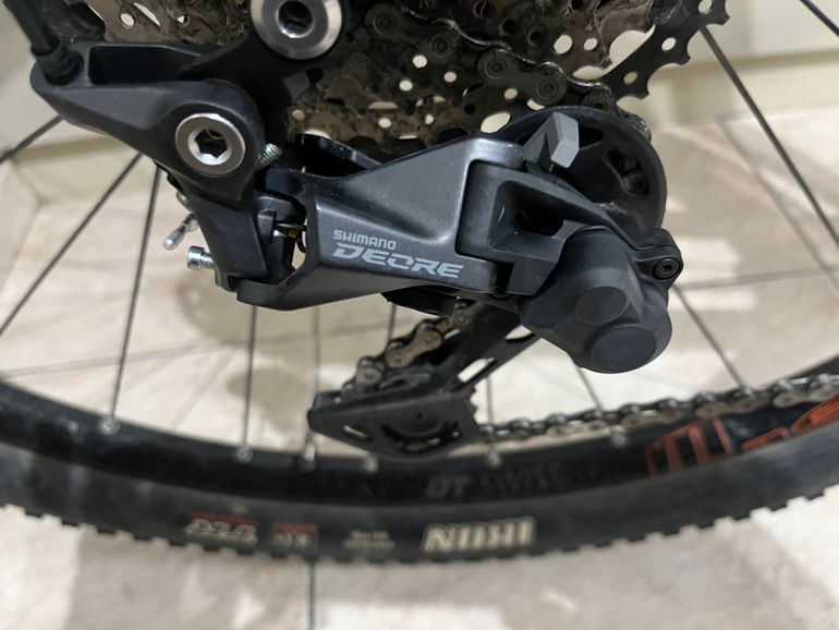Used Trek Procaliber 9.7 2018 2018 Mountainbike, Light Gray, 27.5, 29 — image 11 of 15