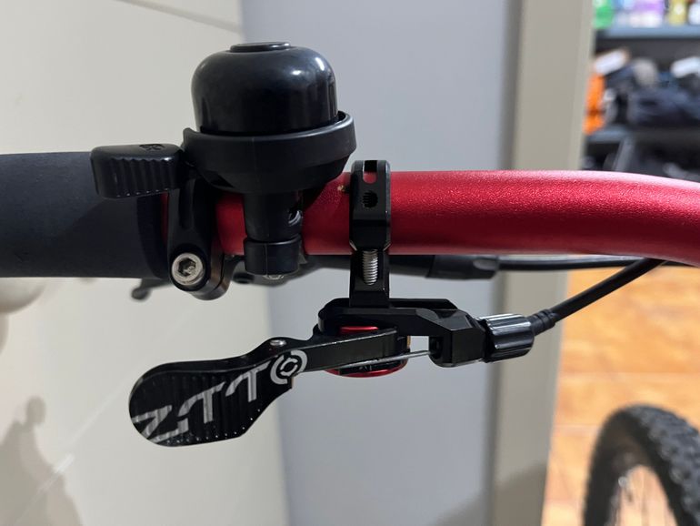 Used Trek Procaliber 9.7 2018 2018 Mountainbike, Light Gray, 27.5, 29 — image 6 of 15