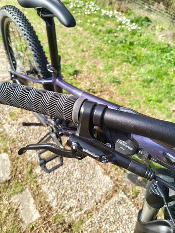 Used Liv Tempt 1 2022 2022 Mountainbike, Blue, 27.5 (650B) — image 5 of 6