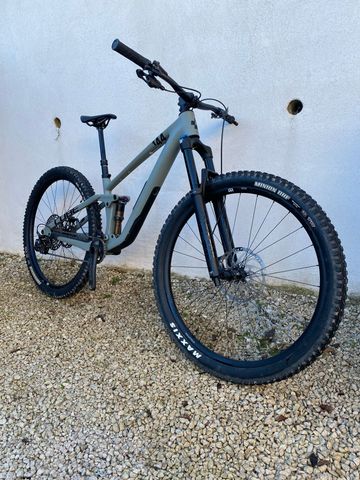 Używany CUBE Stereo Shimano Deore XT 2024 Mountainbike — zdjęcie 6 z 7