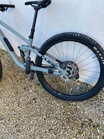 Używany CUBE Stereo Shimano Deore XT 2024 Mountainbike — zdjęcie 4 z 7