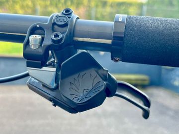Used Santa Cruz Blur SRAM XX Eagle AXS (T-Type) 2019 Mountainbike, Black — image 10 of 19