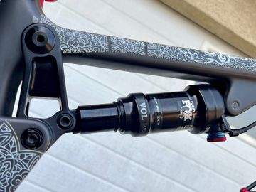 Used Santa Cruz Blur SRAM XX Eagle AXS (T-Type) 2019 Mountainbike, Black — image 5 of 19