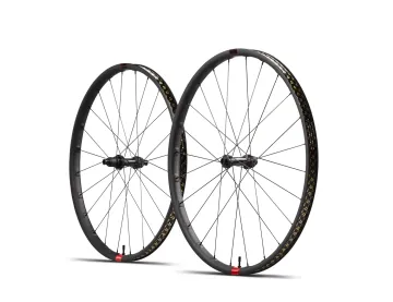 Used Santa Cruz Blur SRAM XX Eagle AXS (T-Type) 2019 Mountainbike, Black — image 16 of 19