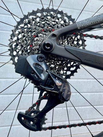 Used Santa Cruz Blur SRAM XX Eagle AXS (T-Type) 2019 Mountainbike, Black — image 6 of 19