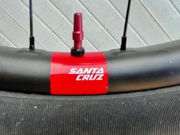 Used Santa Cruz Blur SRAM XX Eagle AXS (T-Type) 2019 Mountainbike, Black — image 13 of 19