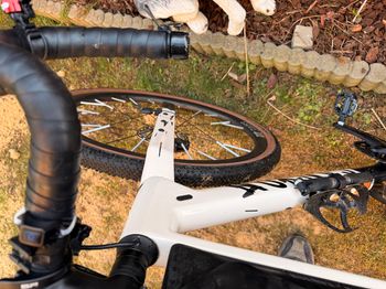 Used Canyon Grizl CF SLX 8 Di2 2024 2024 Road & Gravel, Weiß — image 5 of 8