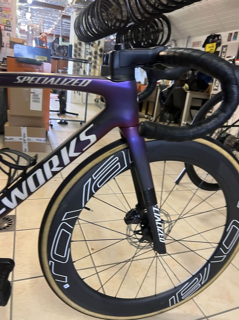 Used Specialized Tarmac SL7 Pro - Ultegra Di2 2023 2023 Road & Gravel, Purple — image 29 of 30