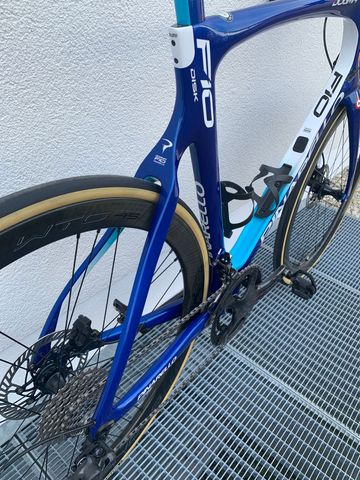 Used Pinarello Dogma Campagnolo Super Record 2019 Road & Gravel, Blue — image 13 of 19