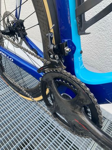 Used Pinarello Dogma Campagnolo Super Record 2019 Road & Gravel, Blue — image 3 of 19
