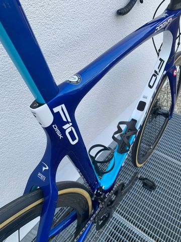 Used Pinarello Dogma Campagnolo Super Record 2019 Road & Gravel, Blue — image 15 of 19