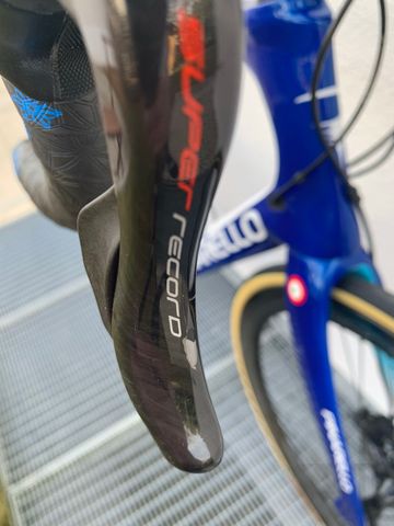 Used Pinarello Dogma Campagnolo Super Record 2019 Road & Gravel, Blue — image 7 of 19
