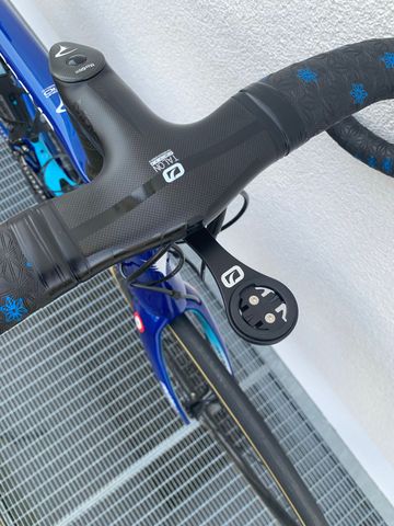 Used Pinarello Dogma Campagnolo Super Record 2019 Road & Gravel, Blue — image 8 of 19