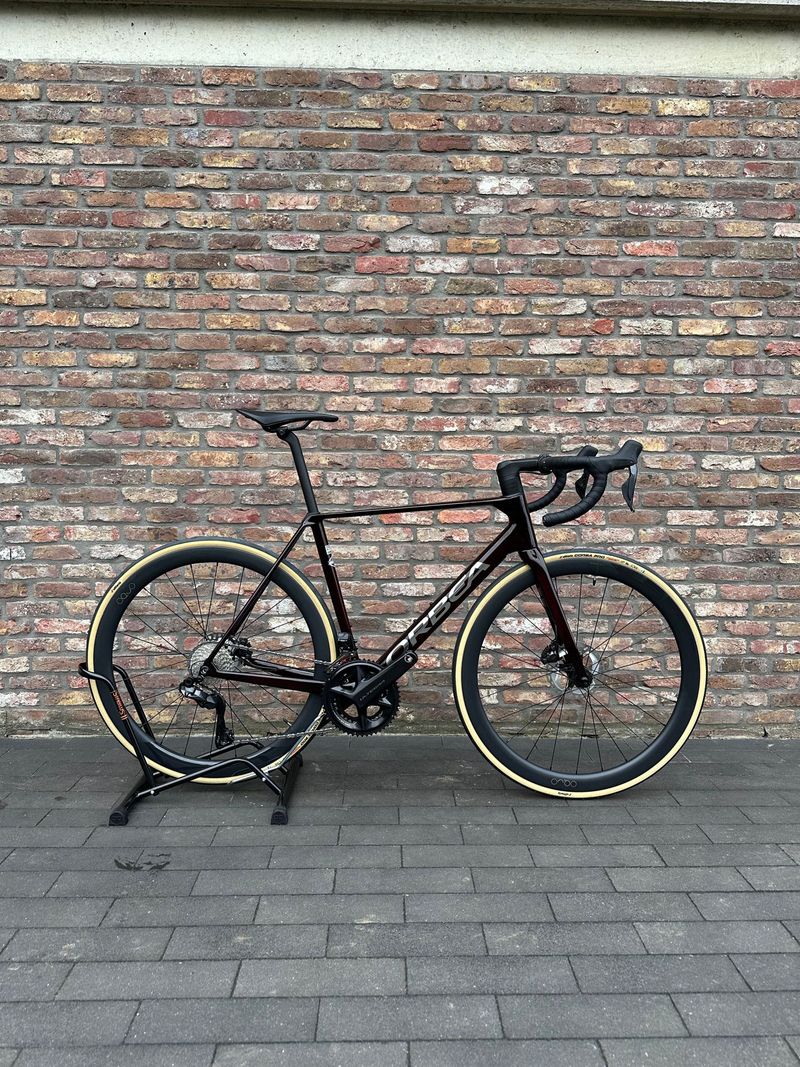 Used Orbea Orca Shimano Ultegra Di2 2025 Road & Gravel