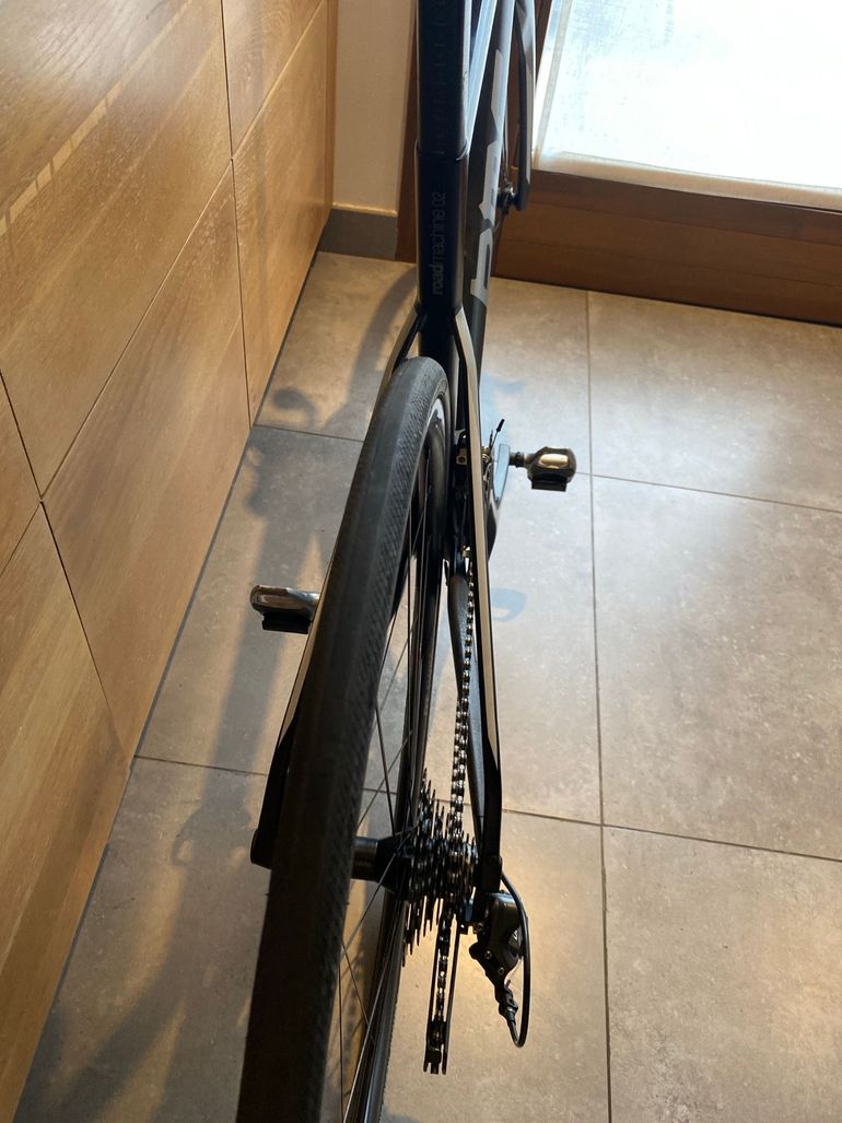 Used BMC Roadmachine 02 TWO 2020 2020 Road & Gravel, Schwarz — image 4 of 9