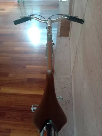 Used Trek District 2009 Road & Gravel, Light Gray — image 6 of 22