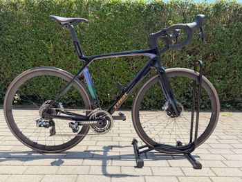 Used Trek Madone SRAM Red eTap AXS 2024 Road & Gravel