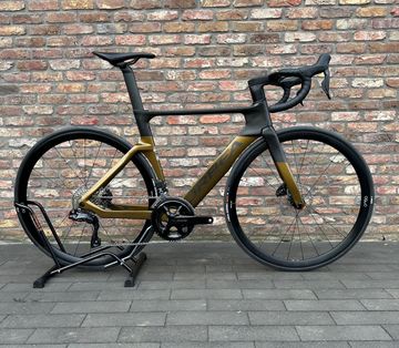 Brugt Orbea ORCA AERO M30iLTD 2025 2025 Road & Gravel