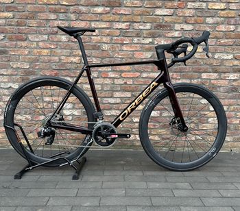 Used Orbea ORCA M31eTEAM 2024 2024 Road & Gravel, Red — image 1 of 3