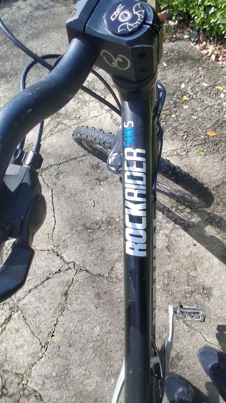 Used B Twin Rockrider Shimano Deore 2015 Mountainbike, Black — image 6 of 6