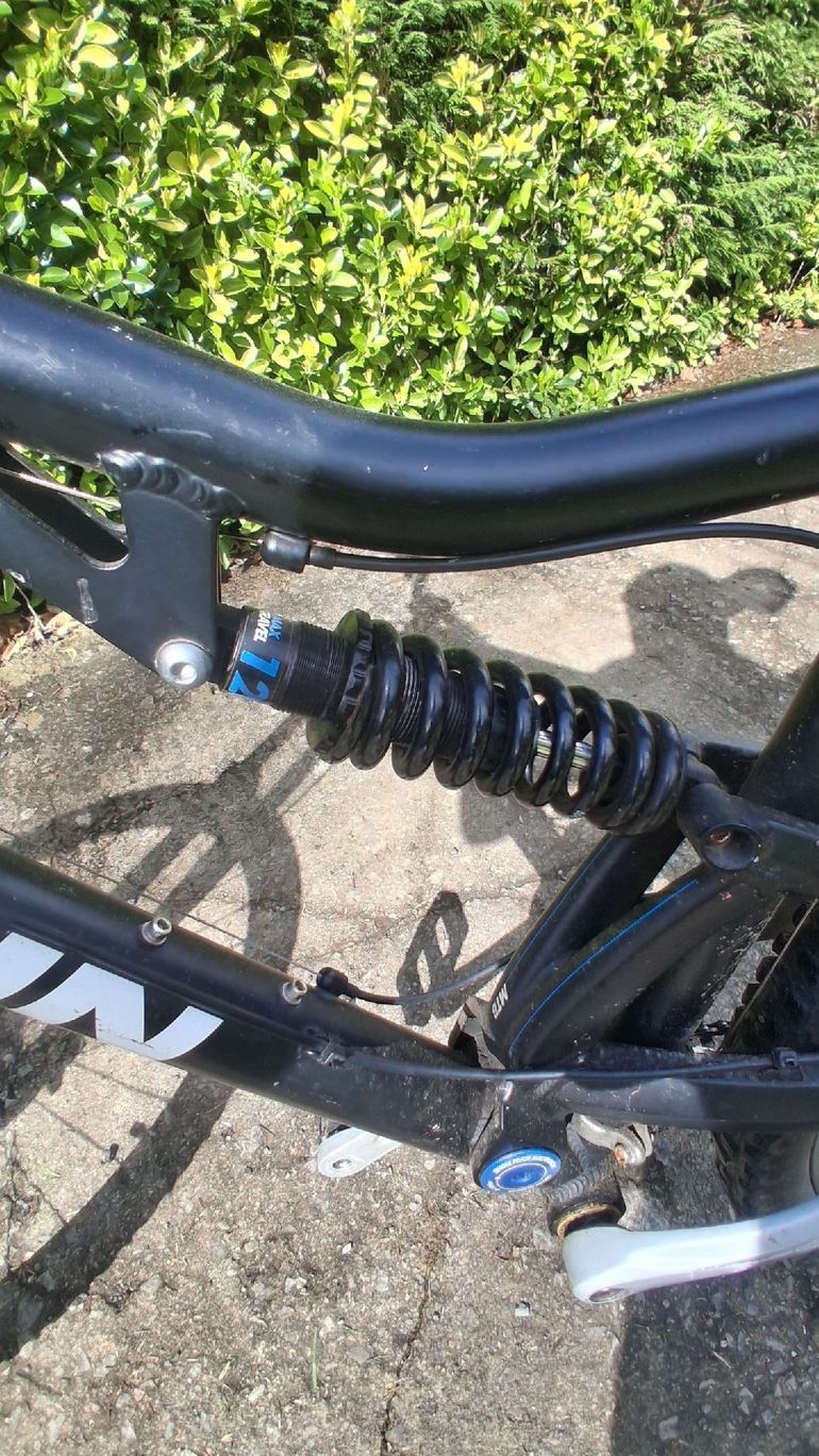 Used B Twin Rockrider Shimano Deore 2015 Mountainbike, Black — image 2 of 6
