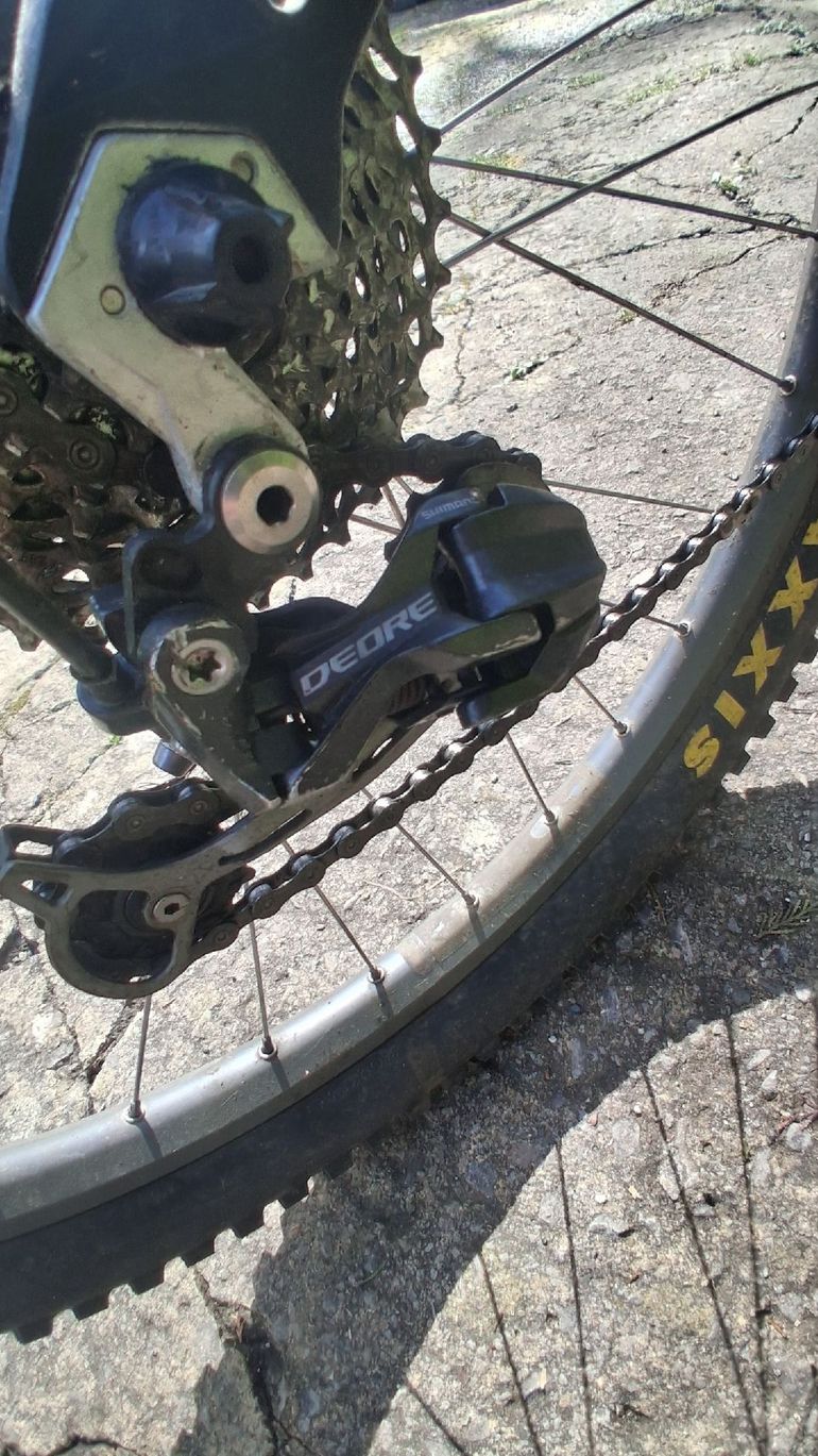 Used B Twin Rockrider Shimano Deore 2015 Mountainbike, Black — image 5 of 6