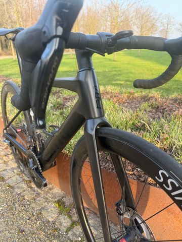 Used BMC Teammachine Shimano Dura Ace Di2 2024 Road & Gravel, Black — image 8 of 12