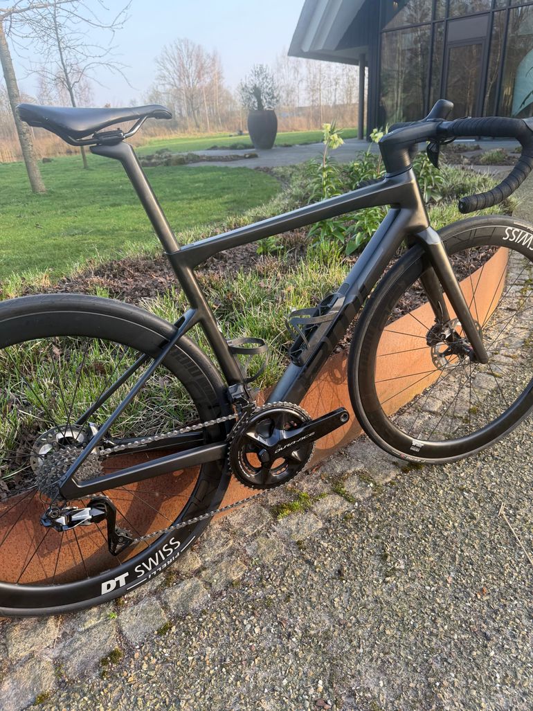 Used BMC Teammachine Shimano Dura Ace Di2 2024 Road & Gravel — image 7 of 12