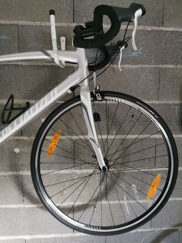 Used Specialized Dolce Shimano 105 2016 Road & Gravel — image 5 of 6