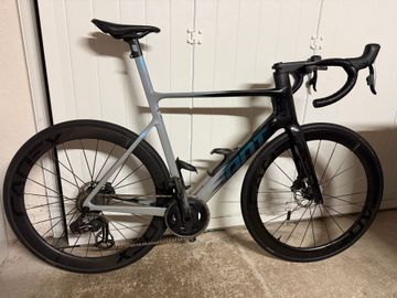 Giant Propel SRAM Force eTap AXS 2023 Road & Gravel usato