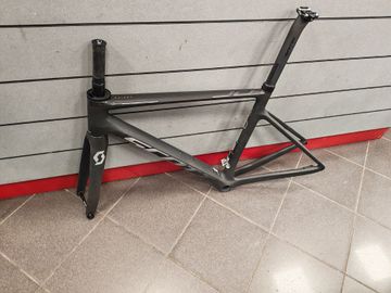 Used Scott Addict RC Ultimate 2024 Frameset 2024 Road & Gravel, Black — image 7 of 9